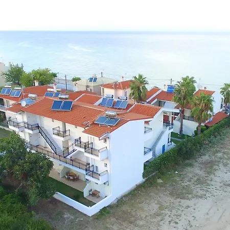 Nemo Aparthotel Polychrono