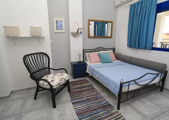 Nemo Aparthotel Polychrono